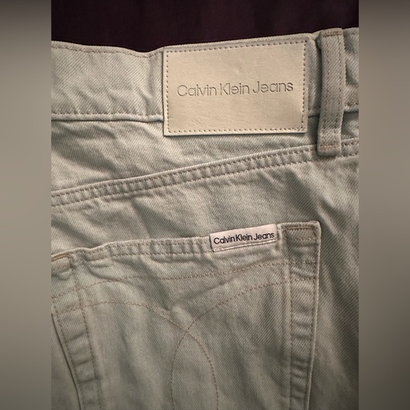 Men’s Calvin Klein jeans 33x32 very light blue wash - Picture 4 of 4